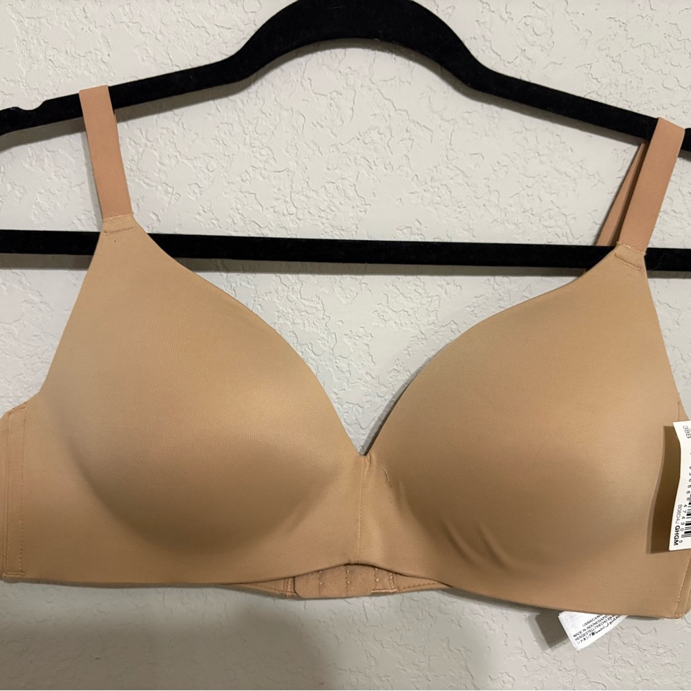 38B Wireless Bra
